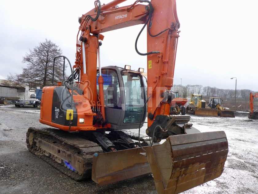 yucomaru‼️ Origina Japan Used 13.5t Hydraulic Excavator Hitachi Zx135