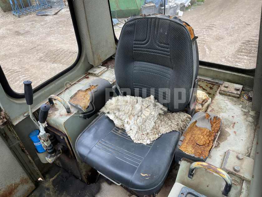 1977 هانومج D 400LC-48221791
