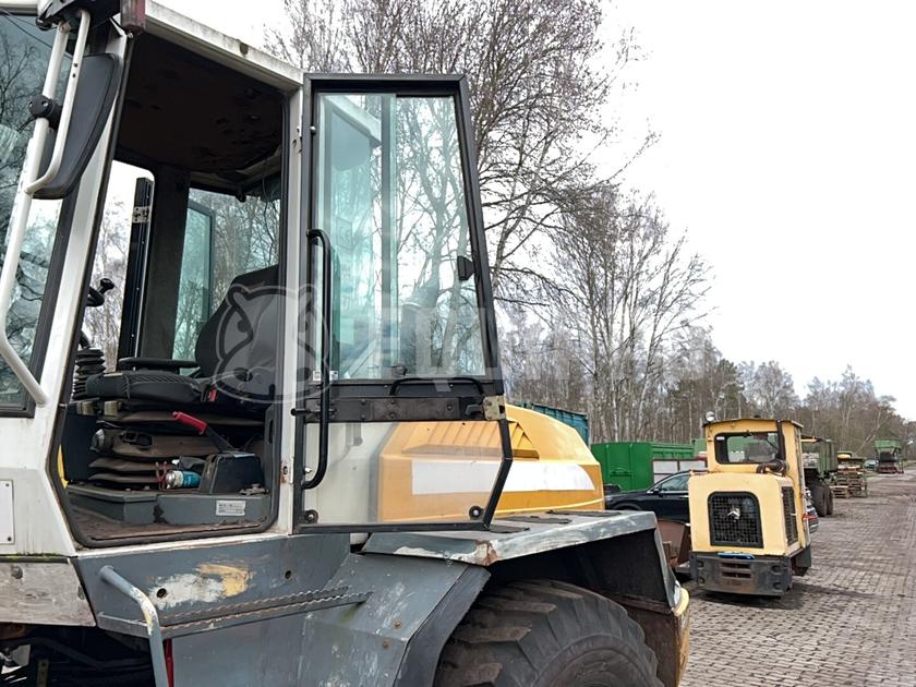 1998 ليبهير L522-44334667