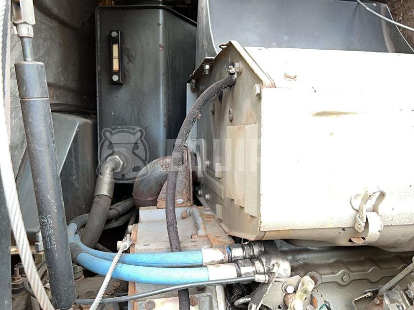 1998 ليبهير L522-44334724