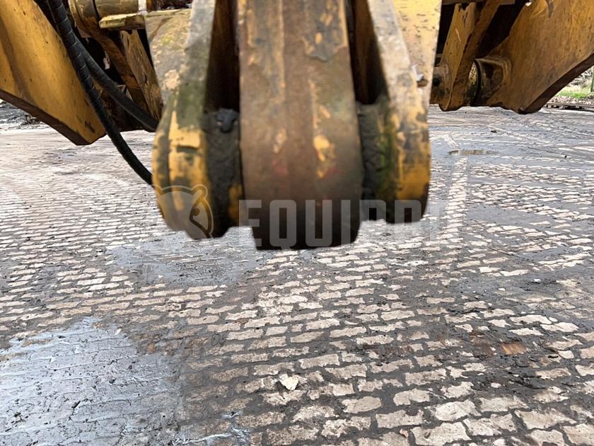 1998 ليبهير L522-44294335