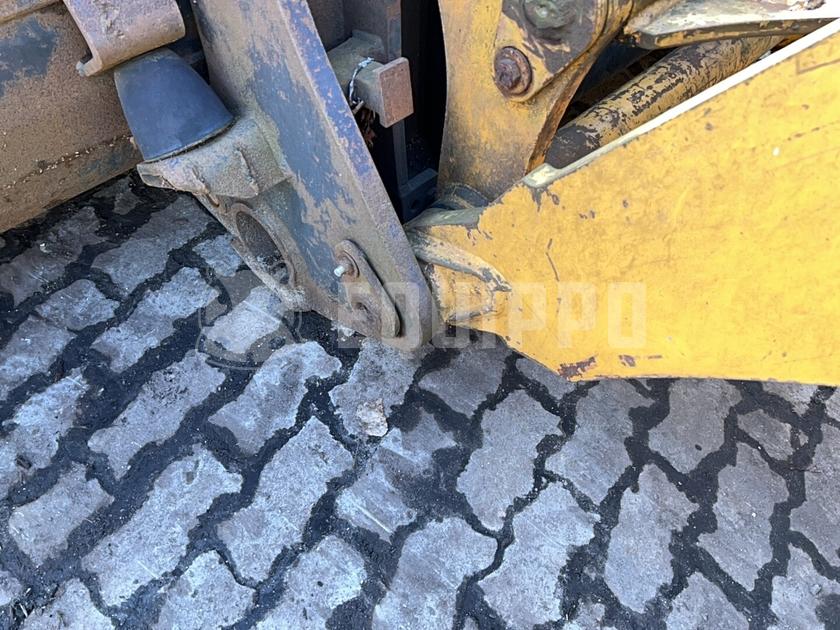 1998 ليبهير L522-44294341