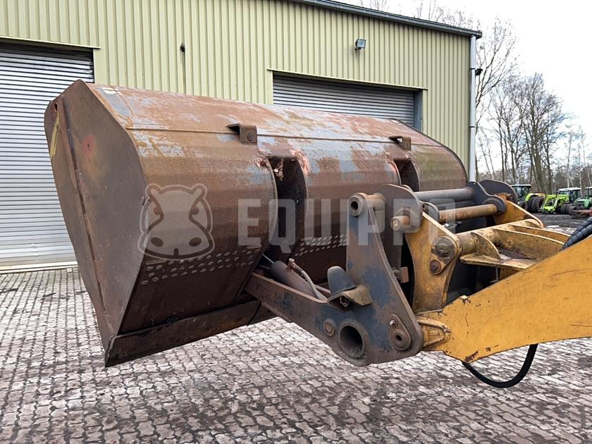 1998 ليبهير L522-44294452