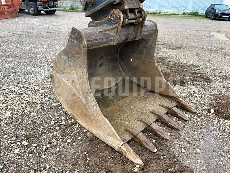 2017 Hyundai HX300-44357352