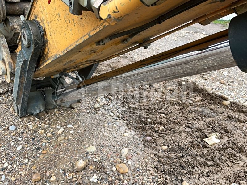 2017 Hyundai HX300-44357339