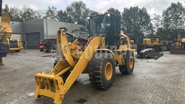 Picture of the Caterpillar 930M