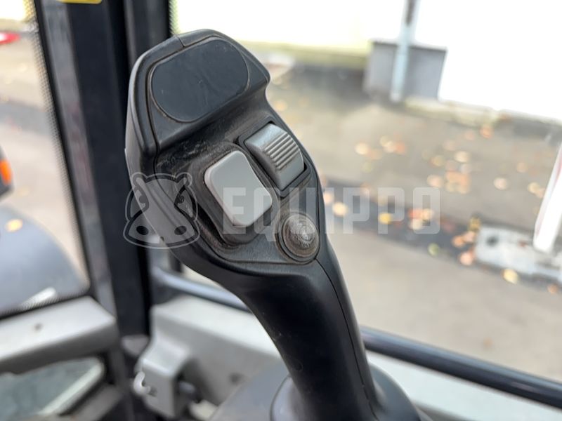 2022 YANMAR V80-46544315