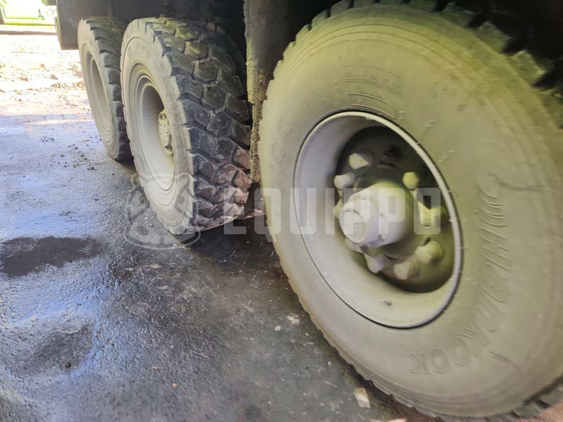 2019 فولفو FMX 500-48552148