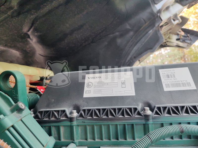 2024 فولفو FMX 500-47907481