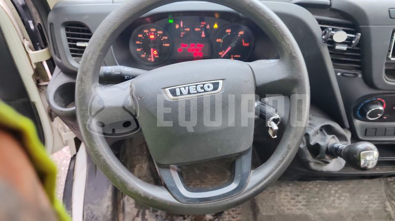 2016 Iveco 35C13-48643944