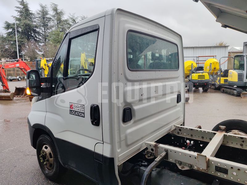 2016 Iveco 35C13-48701683