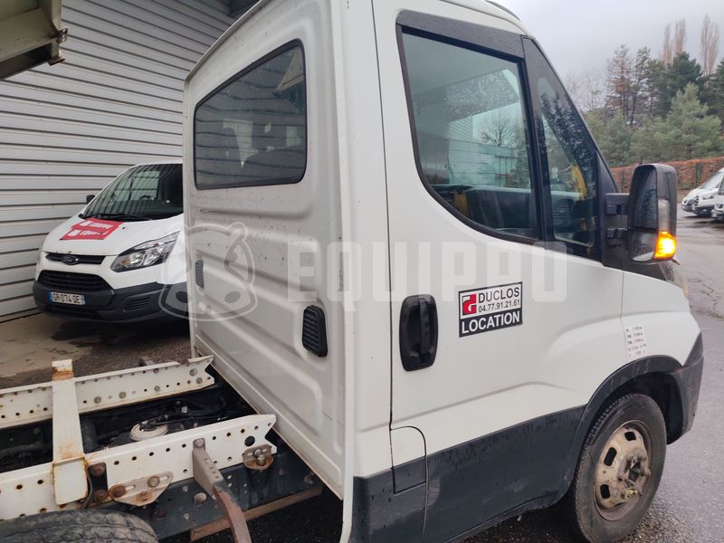 2016 Iveco 35C13-48701684