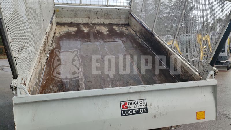 2016 Iveco 35C13-48643971