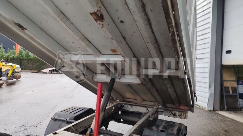 2016 Iveco 35C13-48643972