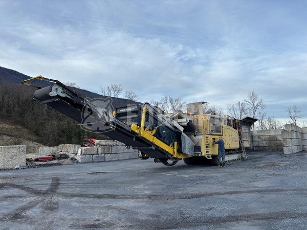 Foto van de Keestrack R5 Impact