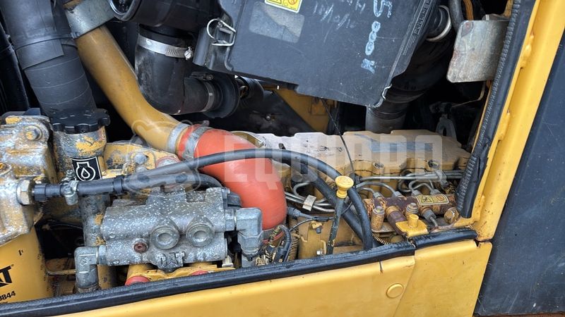 2012 كاتربيلر D6N LGP-46286523