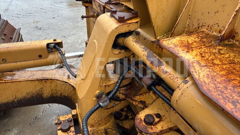 2012 كاتربيلر D6N LGP-46483363