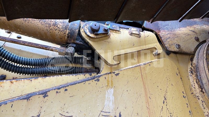 2012 كاتربيلر D6N LGP-46483366