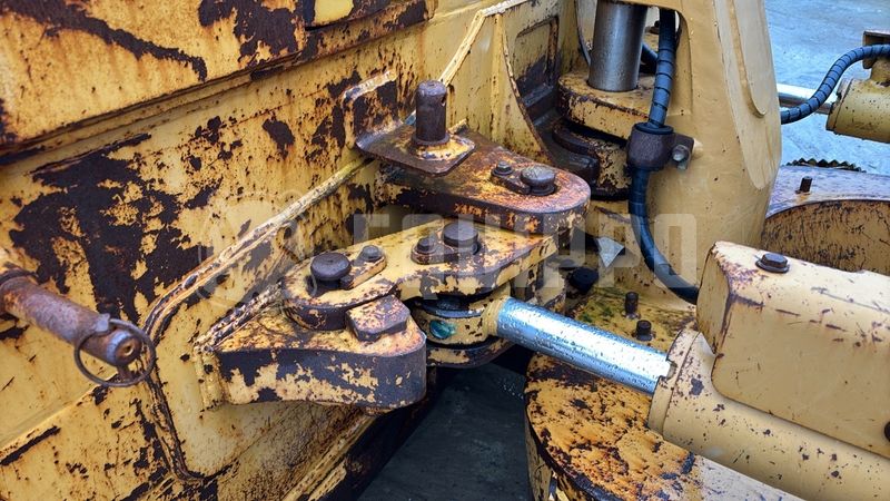 2012 كاتربيلر D6N LGP-46483367