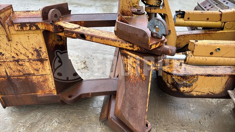 2012 كاتربيلر D6N LGP-46483368