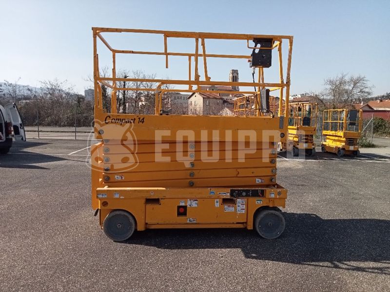 2018 هولوت COMPACT 14-46142656