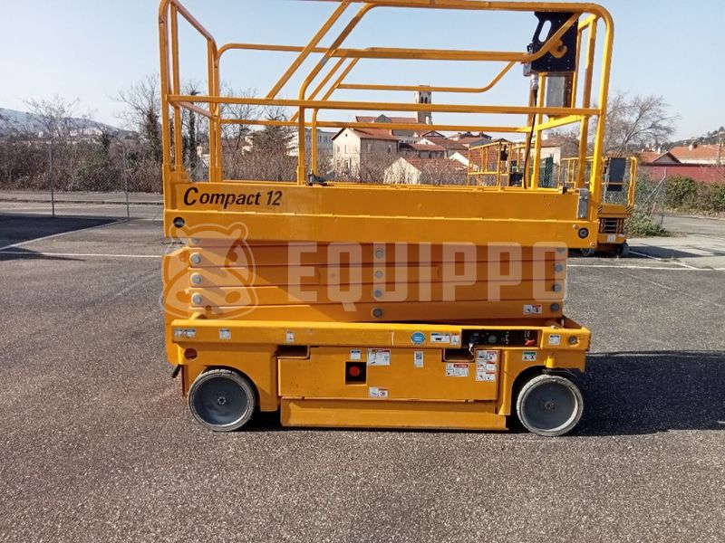 2018 هولوت COMPACT 12-47636255