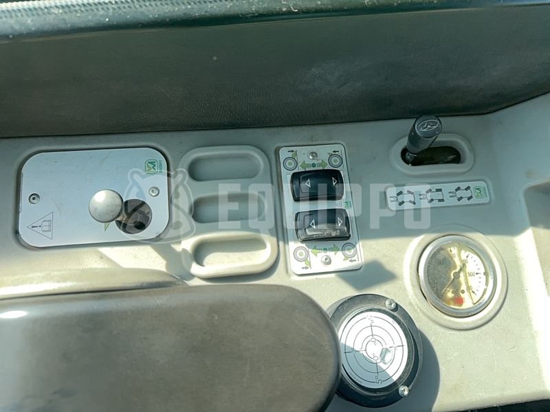 2016 ميرلو P38.13-46250784