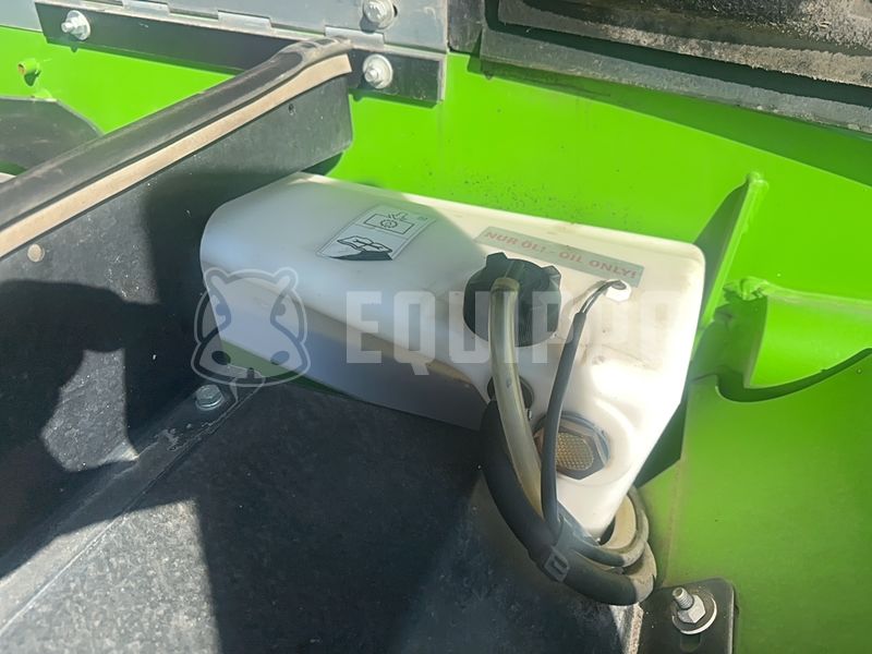 2016 ميرلو P38.13-46250808