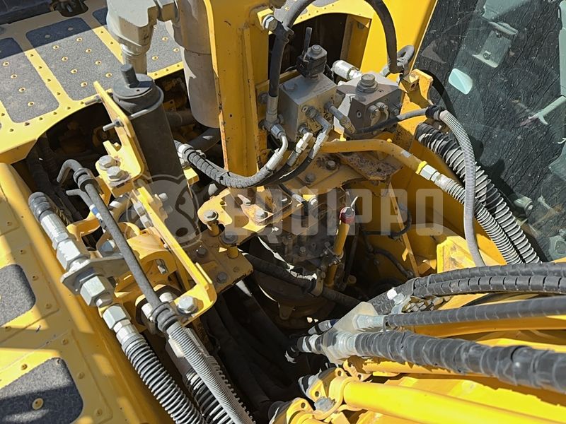 2020 Komatsu HB215LC-3-47359260