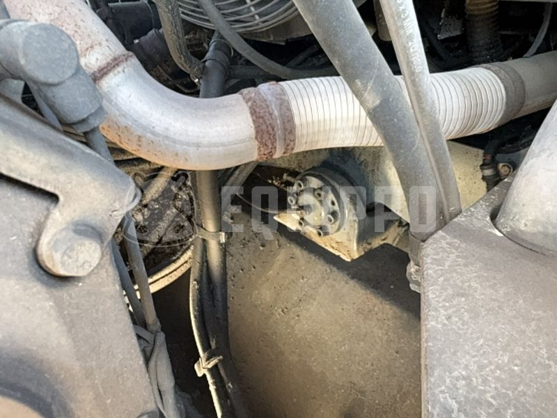 2001 ليبهير L 524-48326929