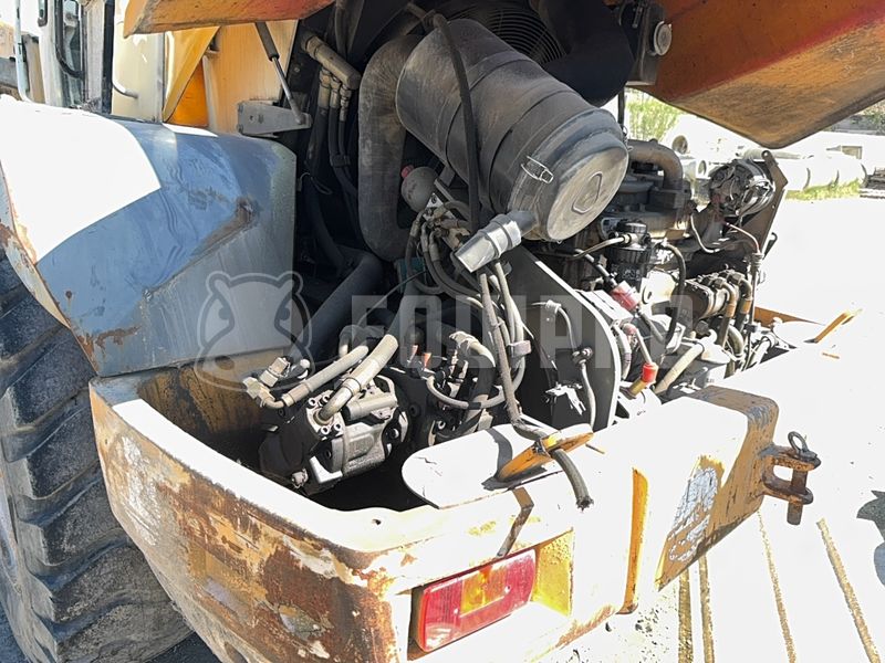 2001 Liebherr L 524-47923170