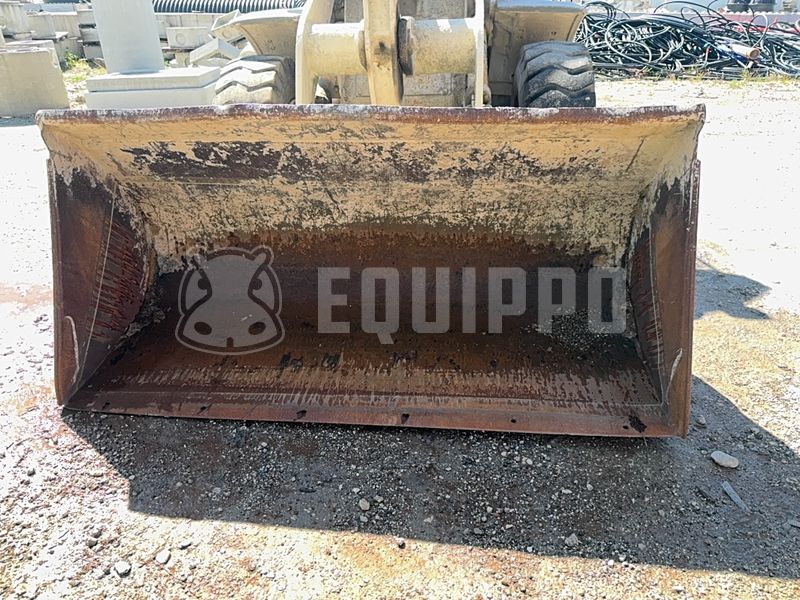 2001 ليبهير L 524-48327000