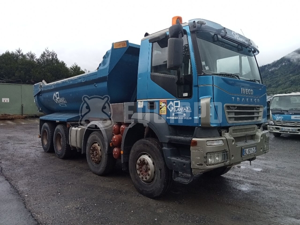 Imagen del Iveco TRAKKER 8x4