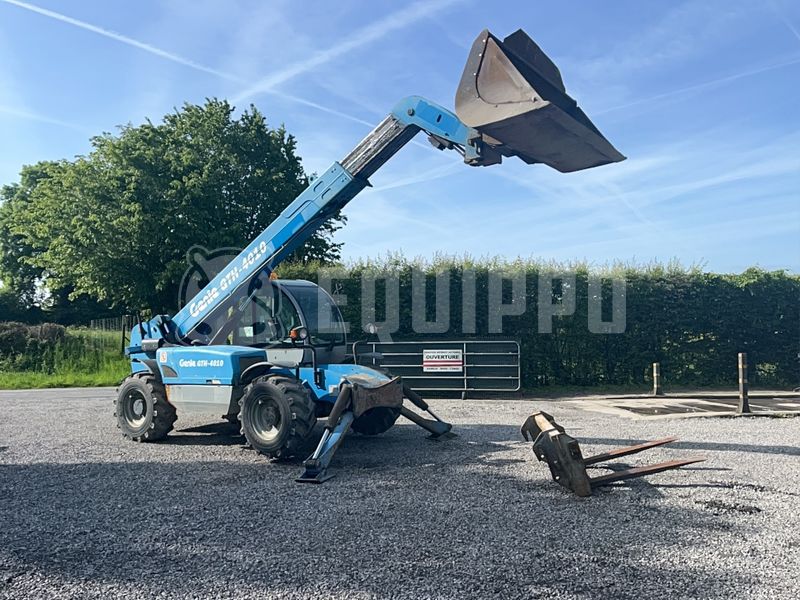 Terexlift GTH 4010 avec godet et fourches - - Chariot Télescopique d’Occasion