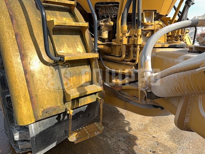 2004 Caterpillar 740-48011748