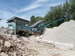 Powerscreen Chieftain 1700 - Links achter - Gebruikte Zeefinstallatie