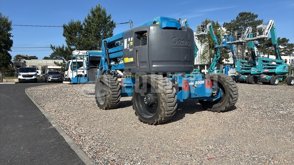 Photo de la Genie Z-45/25 J RT (14m)