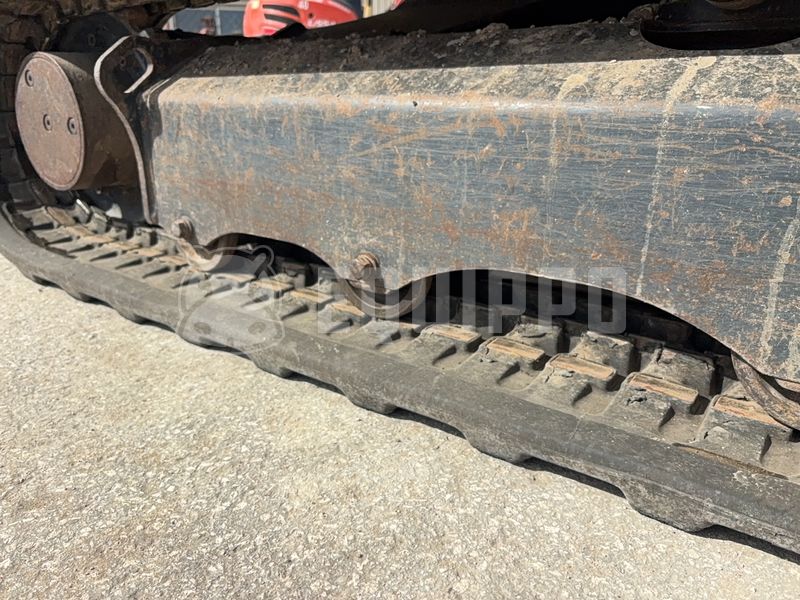 2011 KUBOTA U55-4-48551309