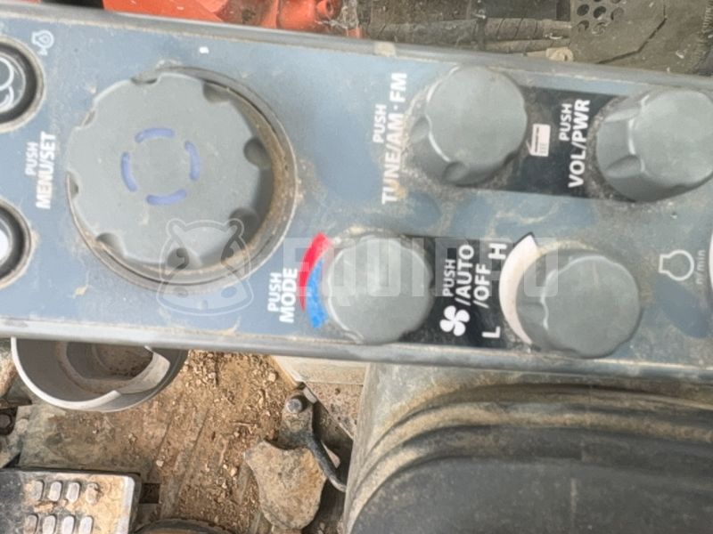 2014 Hitachi ZX135US-5B-48265235