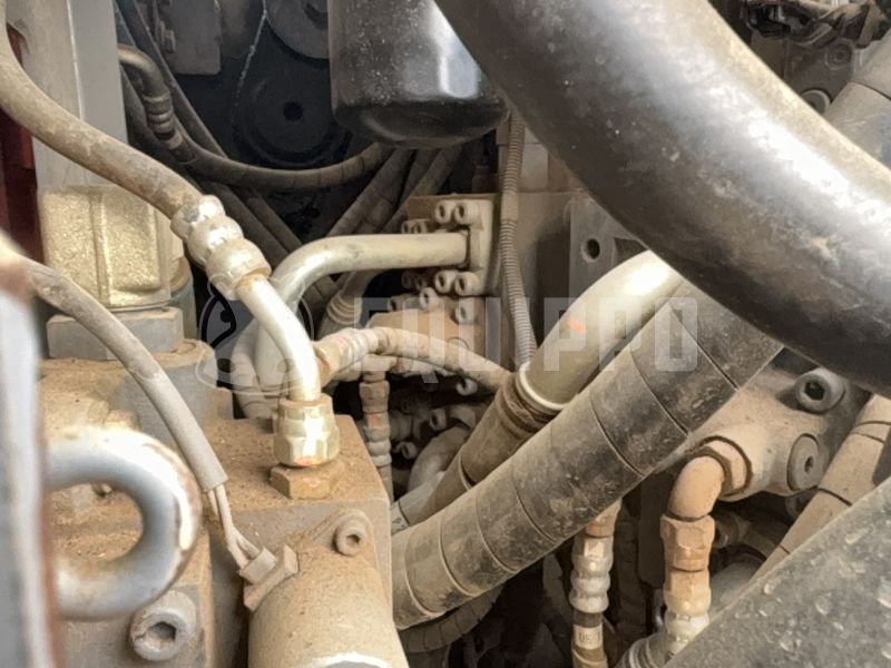 2014 Hitachi ZX135US-5B-48328705