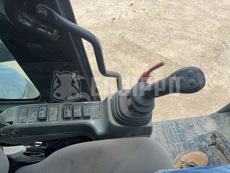 2014 Hitachi ZX135US-5B-48566649