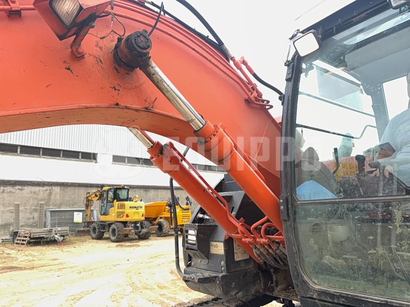 2014 Hitachi ZX135US-5B-48328688