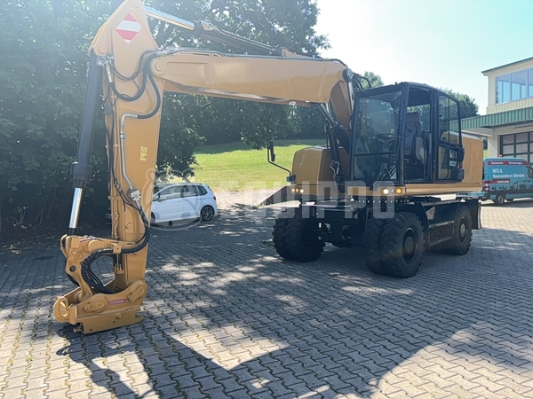 Picture of the Caterpillar M320F