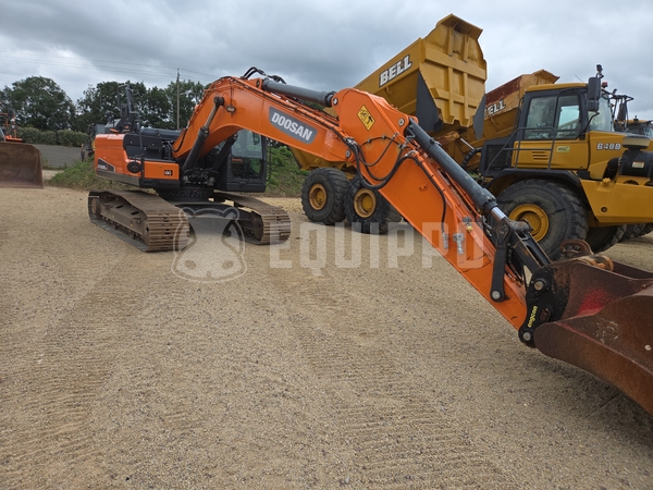 Photo de la Doosan DX225LC-5