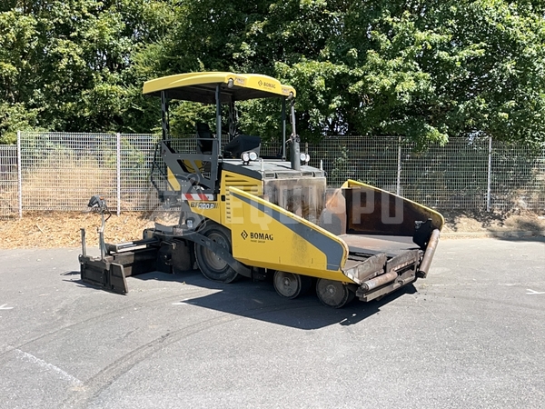 Foto van de Bomag bf 300 p