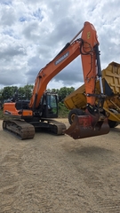Doosan DX225LC-5 - Right Front - Excavadora de cadenas Usada